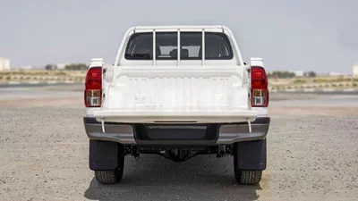 Toyota Hilux GL (LHD) TOYOTA HILUX DC COMFORT PLUS 2.4D MT 4X4 MY2025 - WHITE-8