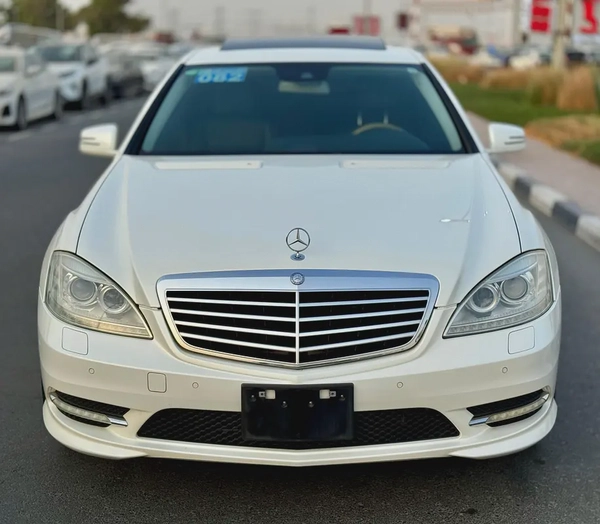 MERCEDES BENZ S350 AMG PACKAGE AUCTION GRADE 4/B