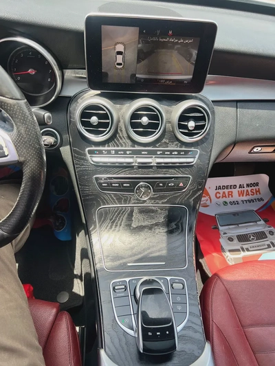 2017 Mercedes-Benz C200 C-Class GCC Specs - Impeccable Condition-17