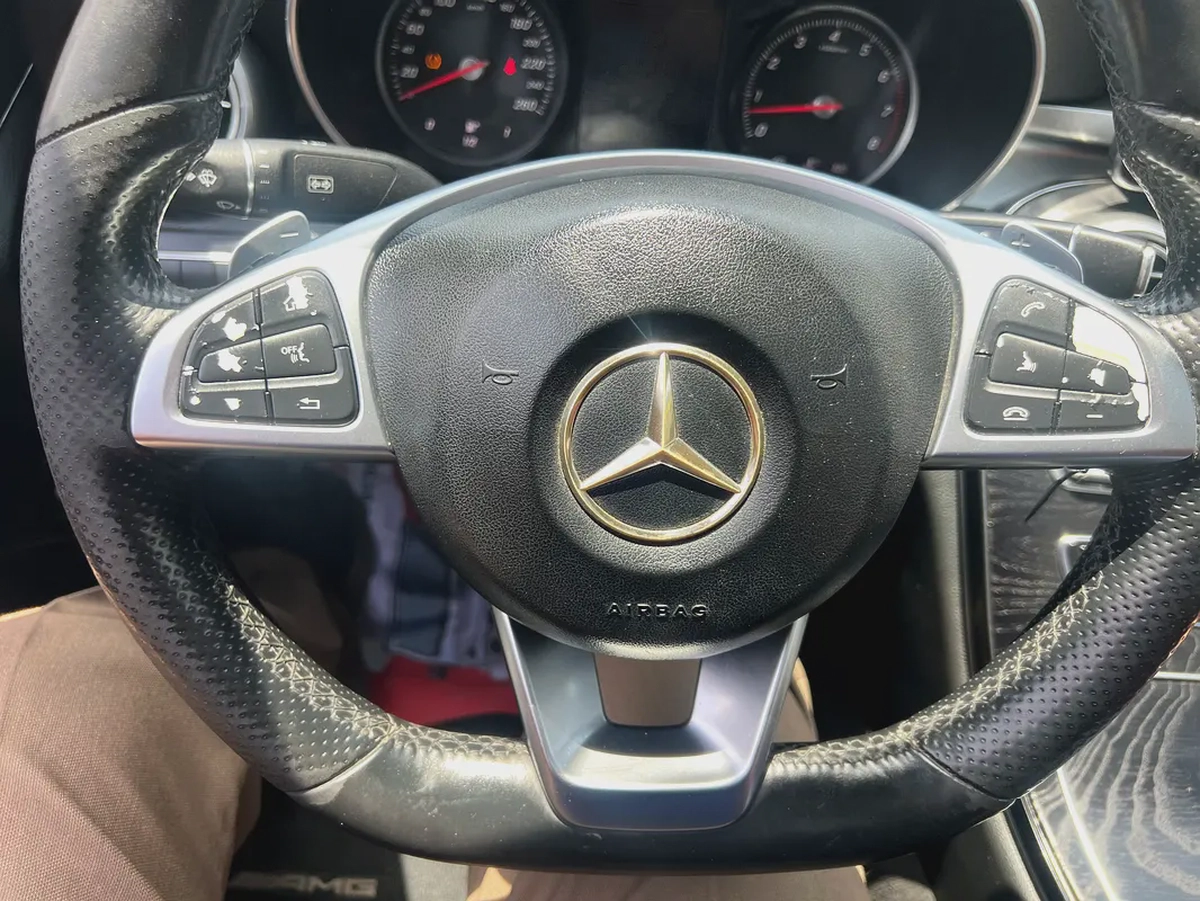 2017 Mercedes-Benz C200 C-Class GCC Specs - Impeccable Condition-15-15
