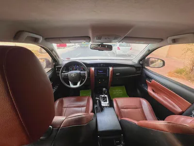 Toyota Fortuner 2019 EXR 2.7L V4 Accident Free-7