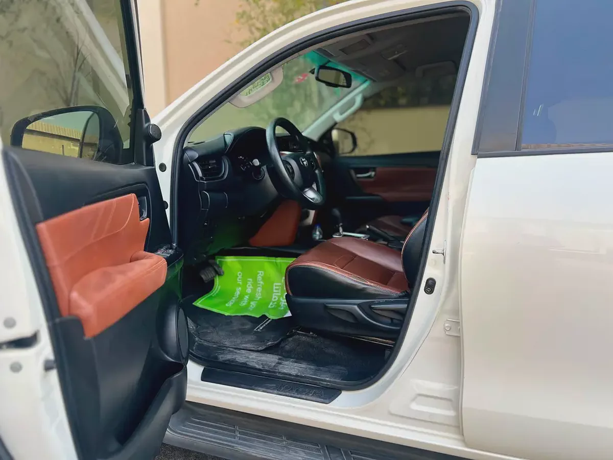 Toyota Fortuner 2019 EXR 2.7L V4 Accident Free-9-9
