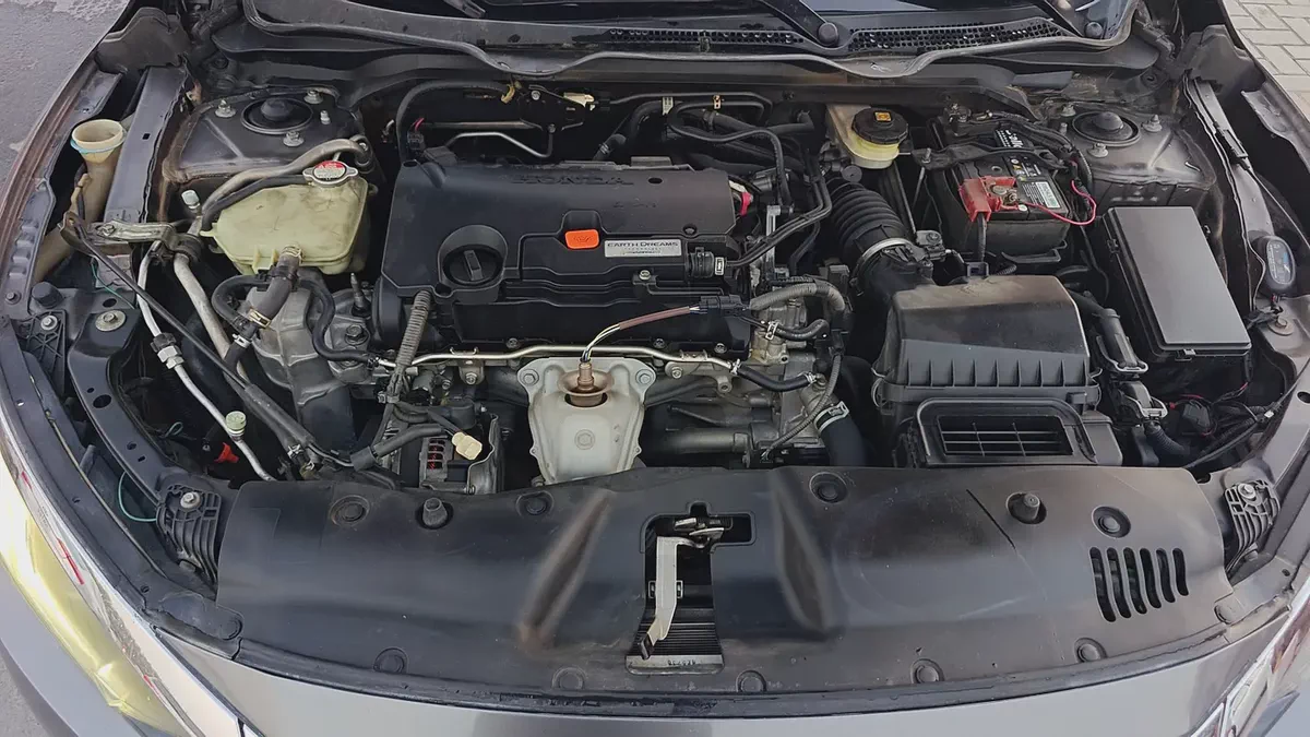 2016 Honda Civic Sport GCC Specs-18-18