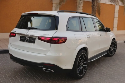 MERCEDES-BENZ GLS450-4MATIC-2024-13000KM-GCC SPECS-UNDER WARRANTY-NIGHT PACKAGE-2