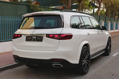 MERCEDES-BENZ GLS450-4MATIC-2024-13000KM-GCC SPECS-UNDER WARRANTY-NIGHT PACKAGE-5