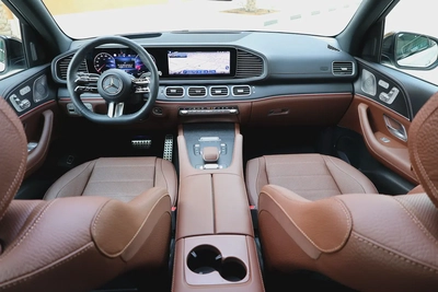 MERCEDES-BENZ GLS450-4MATIC-2024-13000KM-GCC SPECS-UNDER WARRANTY-NIGHT PACKAGE-12