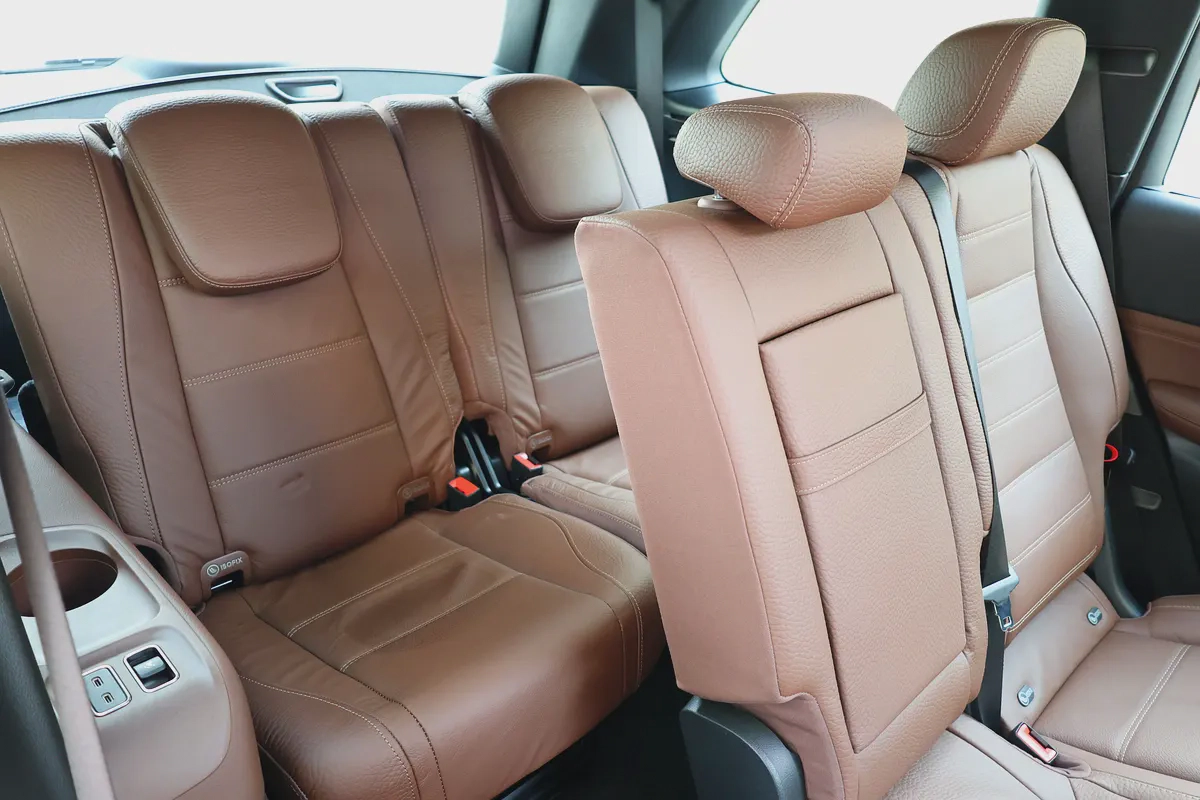 MERCEDES-BENZ GLS450-4MATIC-2024-13000KM-GCC SPECS-UNDER WARRANTY-NIGHT PACKAGE-17-17