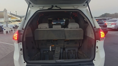 2014 Toyota Sienna Limited | American Specs | Fully Loaded-12