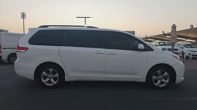 2014 Toyota Sienna Limited | American Specs | Fully Loaded-1