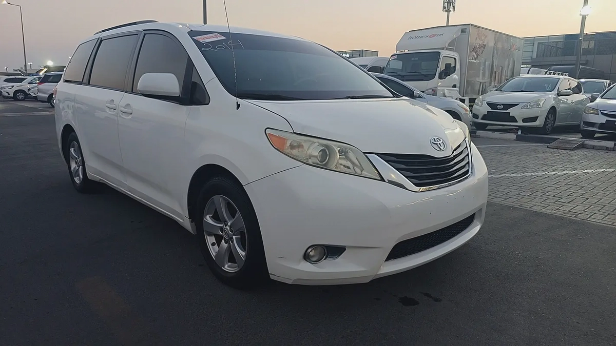 2014 Toyota Sienna Limited | American Specs | Fully Loaded-7-7