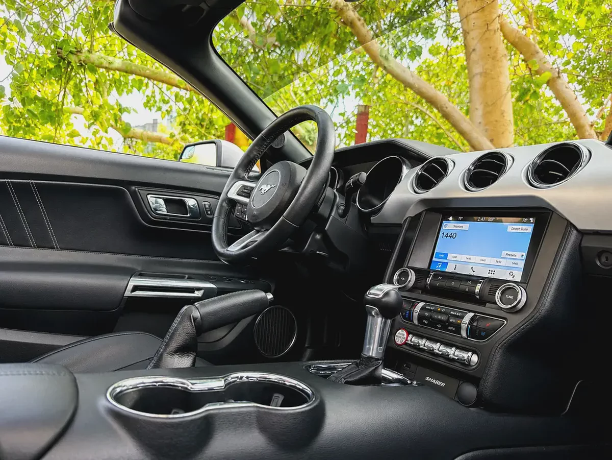 AED 559 PM | Convertable | Ecoboost | Excellent Mechanical condition-4-4