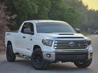 2017 Toyota Tundra Double Cab SR5 | 4.6L V8 | 2WD | US Specs | Orginal paint | Perfect condition-0