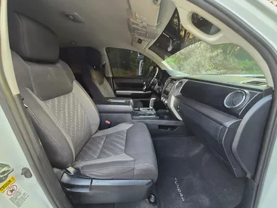 2017 Toyota Tundra Double Cab SR5 | 4.6L V8 | 2WD | US Specs | Orginal paint | Perfect condition-16