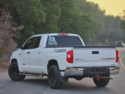 2017 Toyota Tundra Double Cab SR5 | 4.6L V8 | 2WD | US Specs | Orginal paint | Perfect condition-4