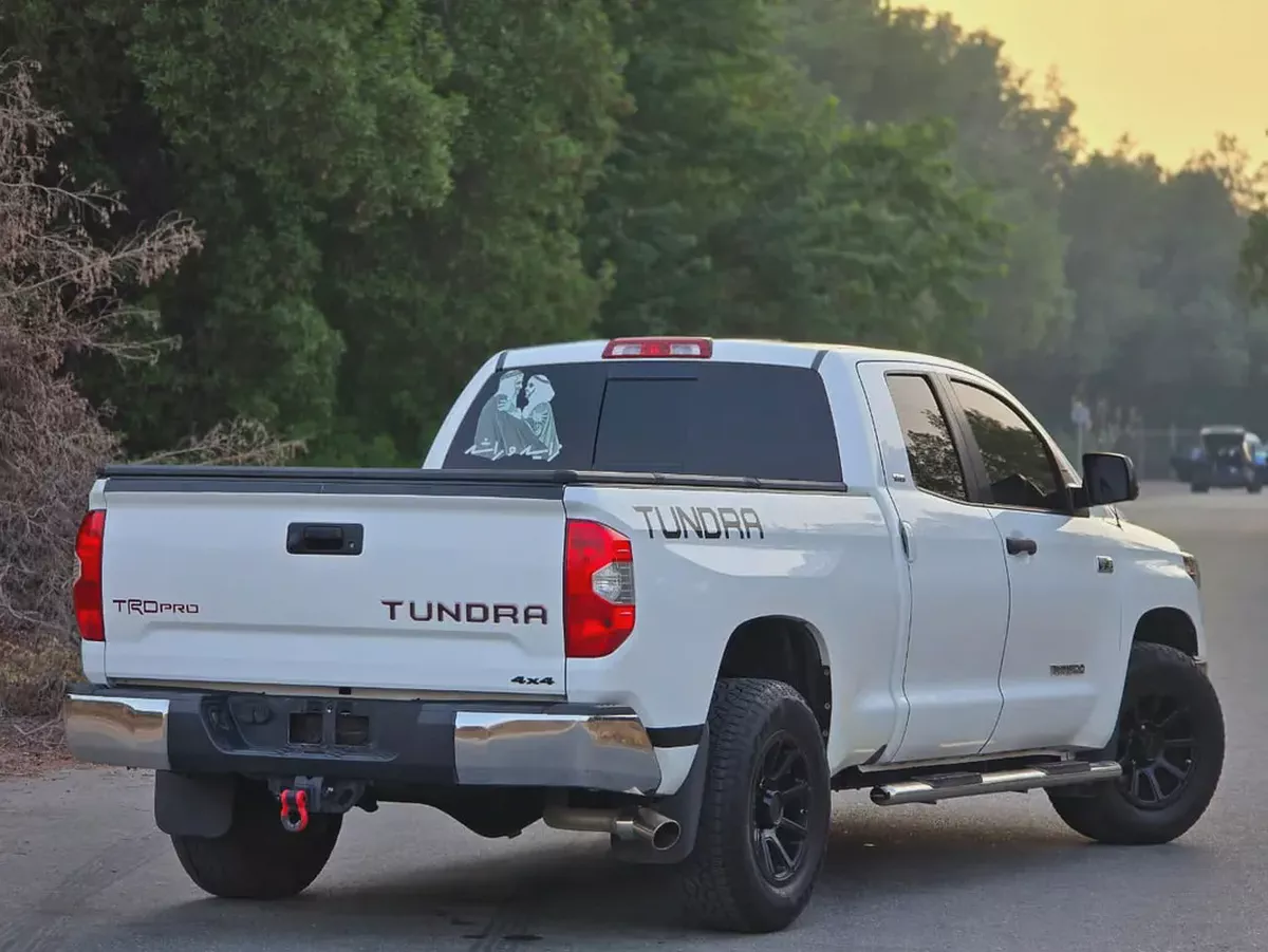 2017 Toyota Tundra Double Cab SR5 | 4.6L V8 | 2WD | US Specs | Orginal paint | Perfect condition-6-6