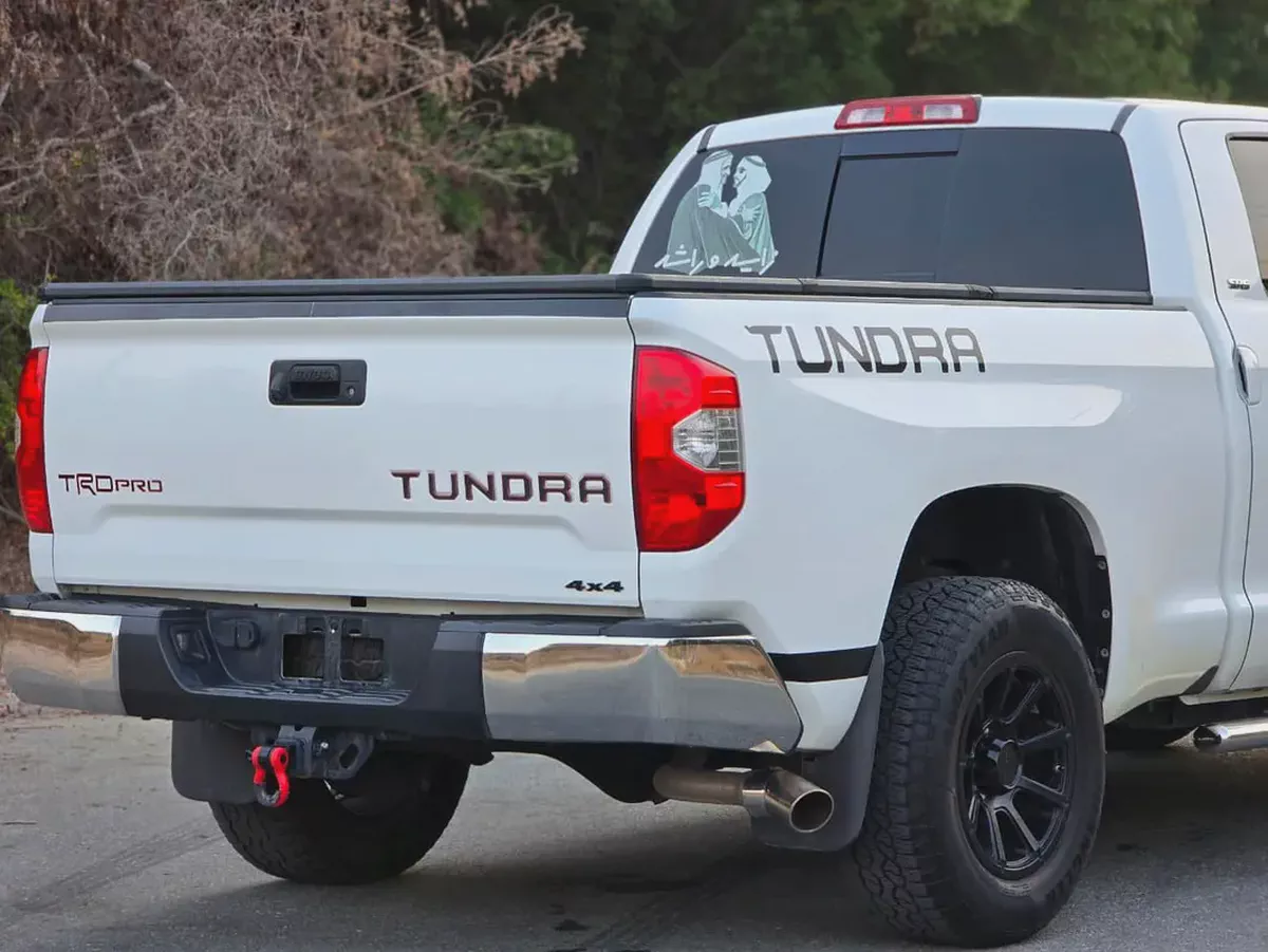 2017 Toyota Tundra Double Cab SR5 | 4.6L V8 | 2WD | US Specs | Orginal paint | Perfect condition-7-7