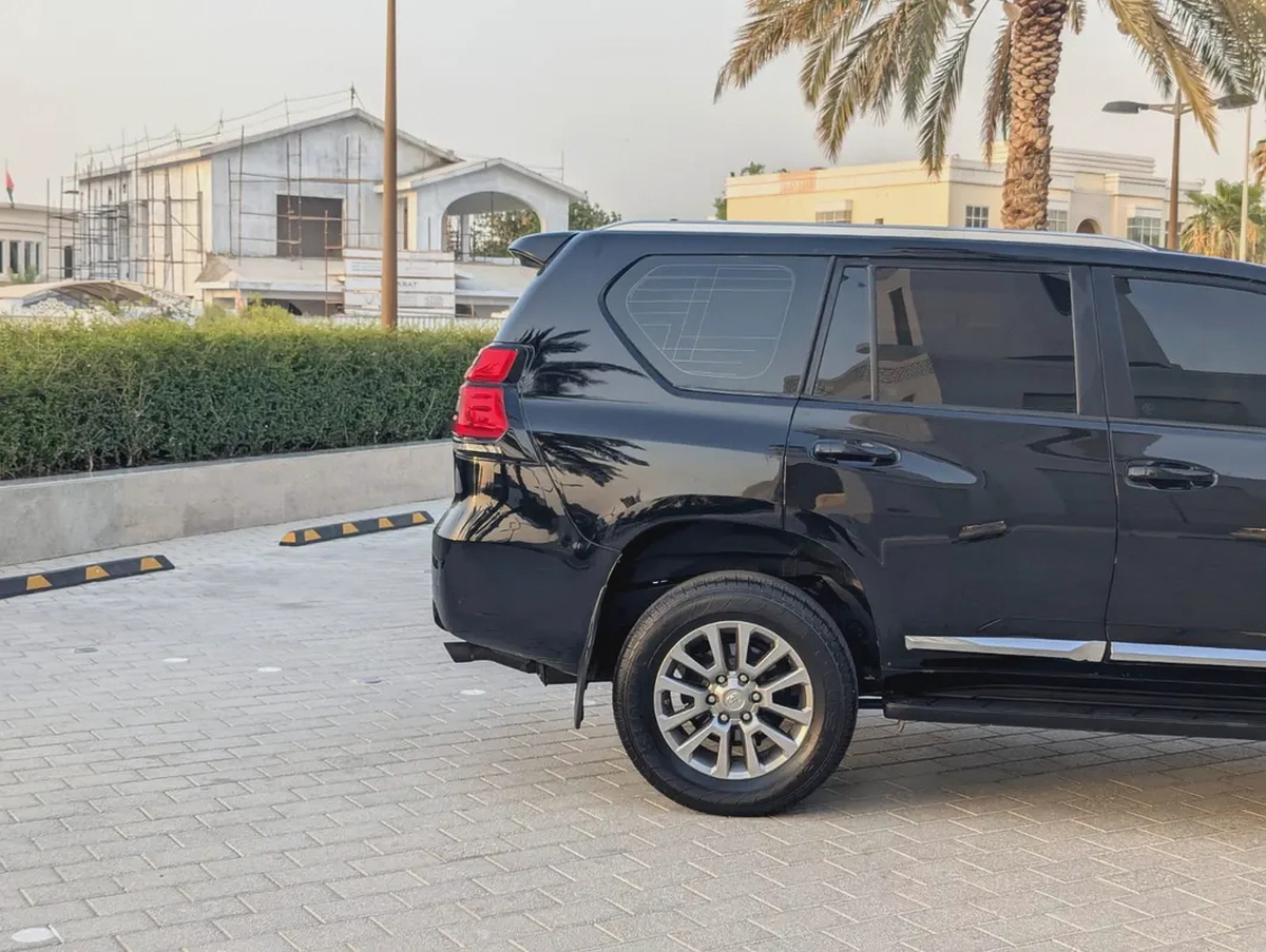 Toyota Prado VXR V6 4.0L Full Option | GCC Specs | Excellent Condition |