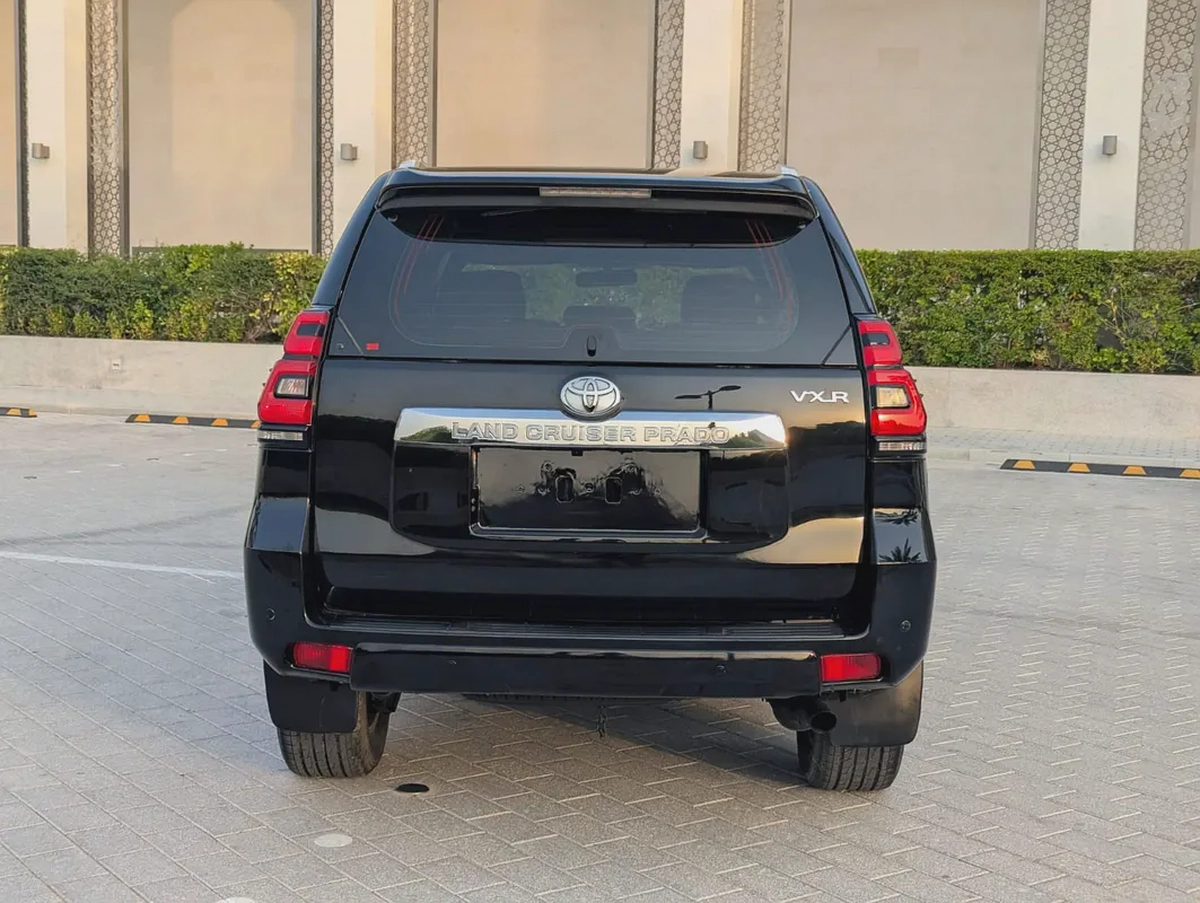 Toyota Prado VXR V6 4.0L Full Option | GCC Specs | Excellent Condition |