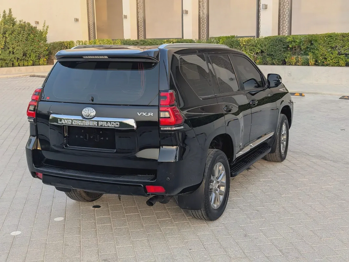 Toyota Prado VXR V6 4.0L Full Option | GCC Specs | Excellent Condition |