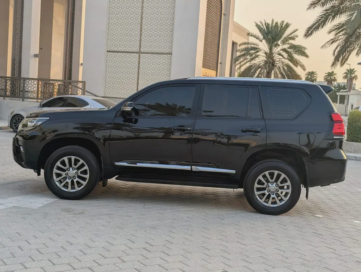 Toyota Prado VXR V6 4.0L Full Option | GCC Specs | Excellent Condition |