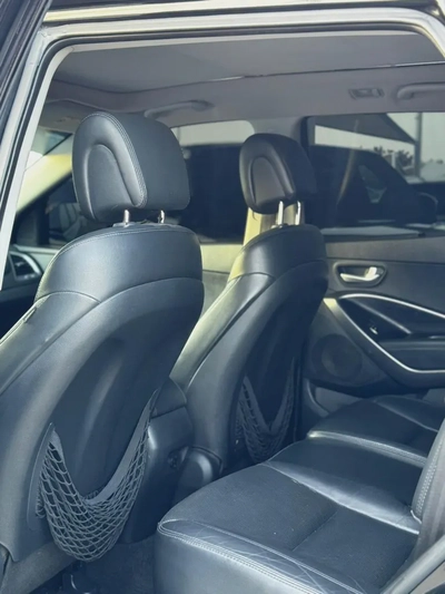HYUNDAI//SANTAFE TGDI (2016)// KOREA// FULL OPTIONS//GOOD CONDITION//LOW MILLAGE//-10