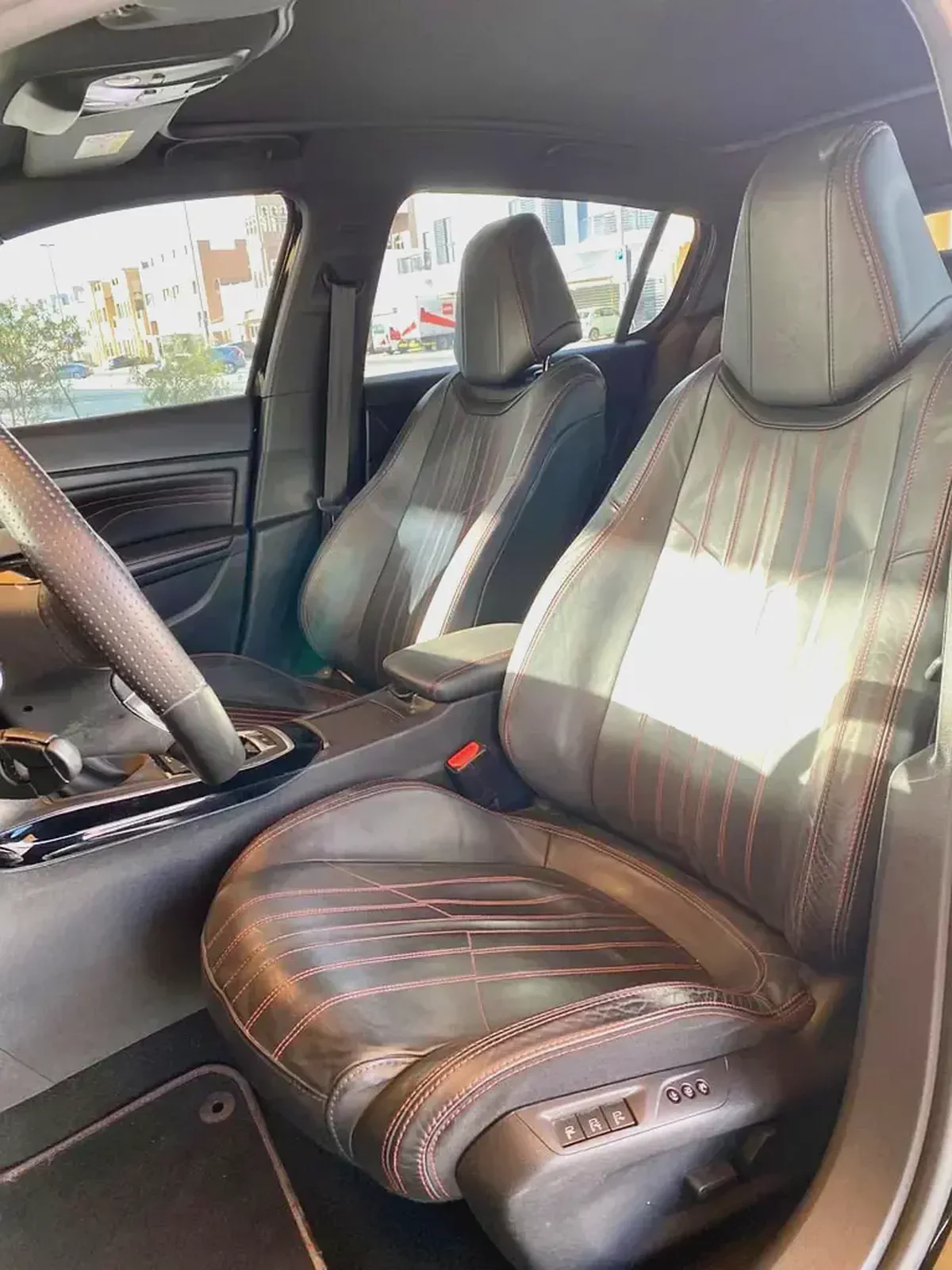 2018 PEUGEOT 308 GT LINE || GCC || FULL OPTION PANORAMA || FULL SERVICE HISTORY || PRISTINE CONDTION-12-12