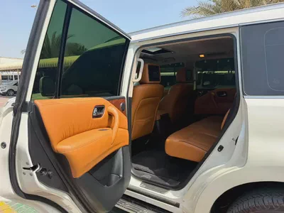 NISSAN PATROL LE V8-9