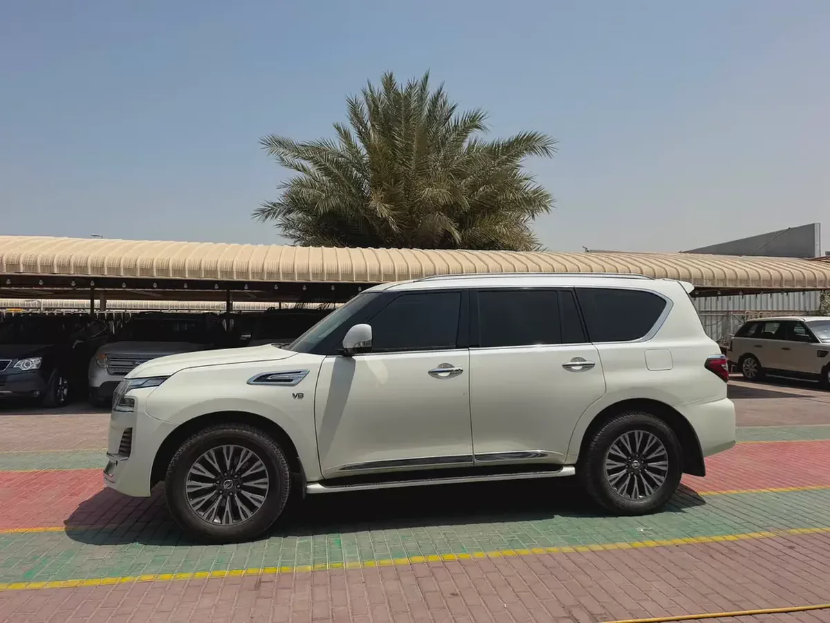 NISSAN PATROL LE V8-2-2