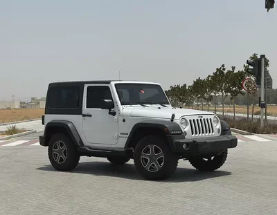 EXCELLENT CONDITION | ORIGINAL PAINT | GCC | JEEP WRANGLER SPORT 2014-0