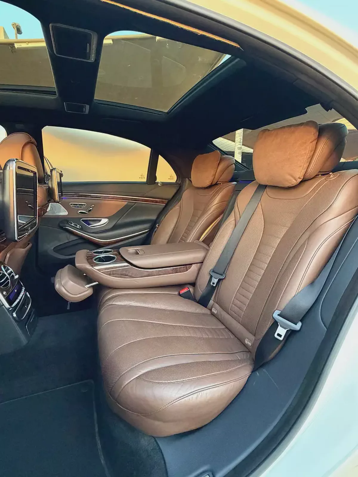 Mercedes-Benz S400L GCC 2015-10-10