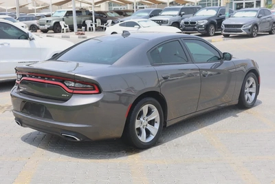 Used Dodge Charger 3.6L SXT Mid Option 2015-4