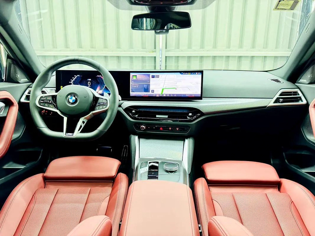 Low Mileage | GCC | AGMC Full Service History | AGMC Warranty 2030 | AGMC Service 2030-18-18