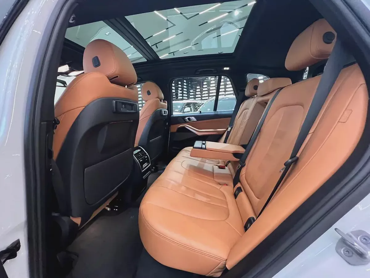 !! 2022 !! BMW X5 | xDrive40i M Sport | GCC | Full Service History-15-15