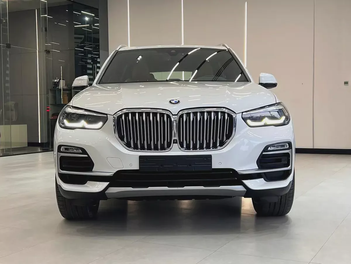 !! 2022 !! BMW X5 | xDrive40i M Sport | GCC | Full Service History-4-4