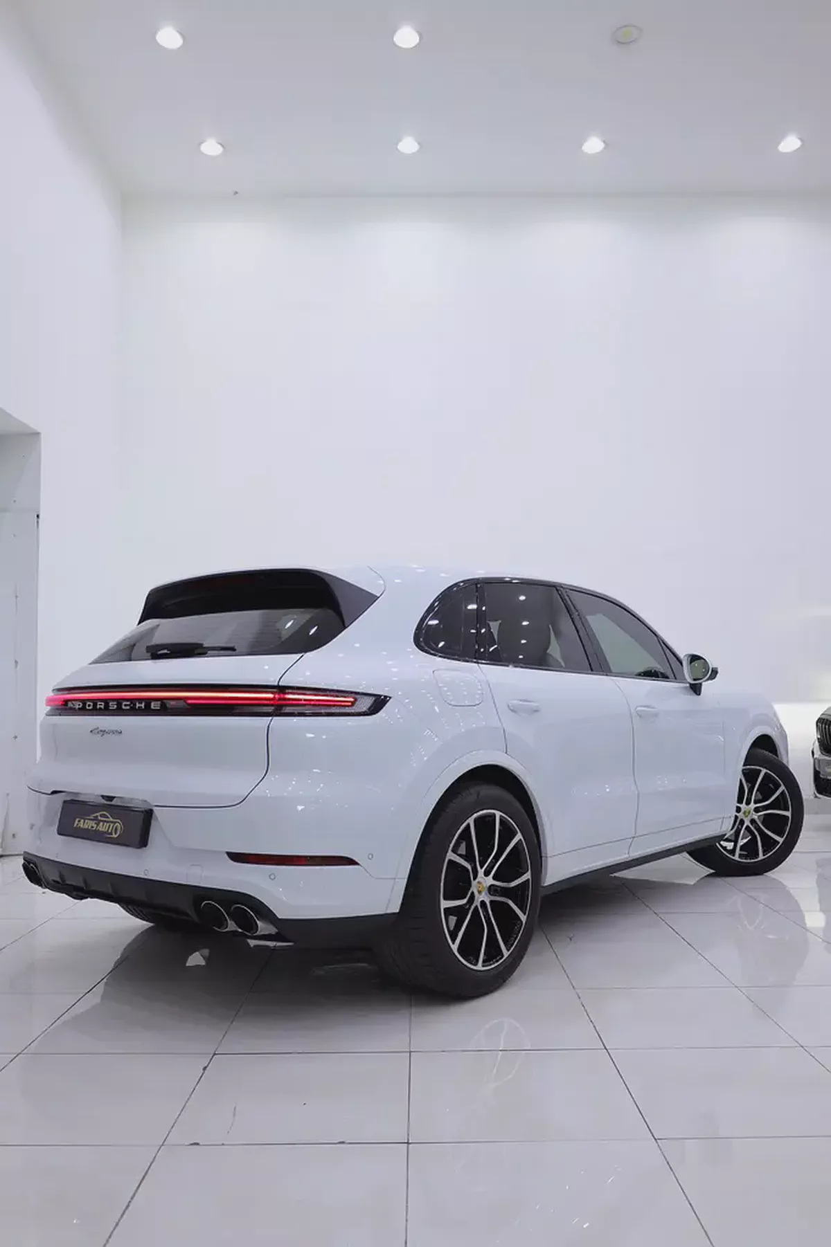 PORSCHE CAYENNE GCC 2024 CARBON PACKAGE + WARRANTY UNTILL 2028-3-3