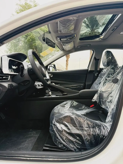 Hyundai Elantra 1.5L GLS 2025 0KM-7