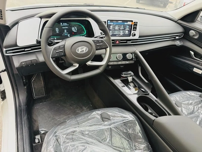 Hyundai Elantra 1.5L GLS 2025 0KM-9