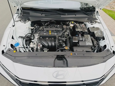 Hyundai Elantra 1.5L GLS 2025 0KM-12