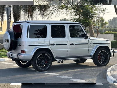 Mercedes-Benz GL 63 AMG Mercedes G63 4.0L V8 AT-18