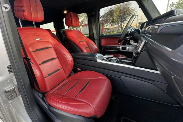 Mercedes-Benz GL 63 AMG Mercedes G63 4.0L V8 AT