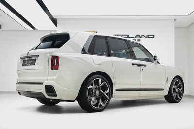 2026 ROLLS ROYCE CULLINAN |BLACK BADGE | GCC | CLOUD DESIGN INTERIOR | FULL OPTION-1