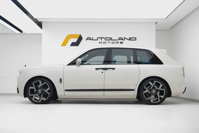 2026 ROLLS ROYCE CULLINAN |BLACK BADGE | GCC | CLOUD DESIGN INTERIOR | FULL OPTION-4
