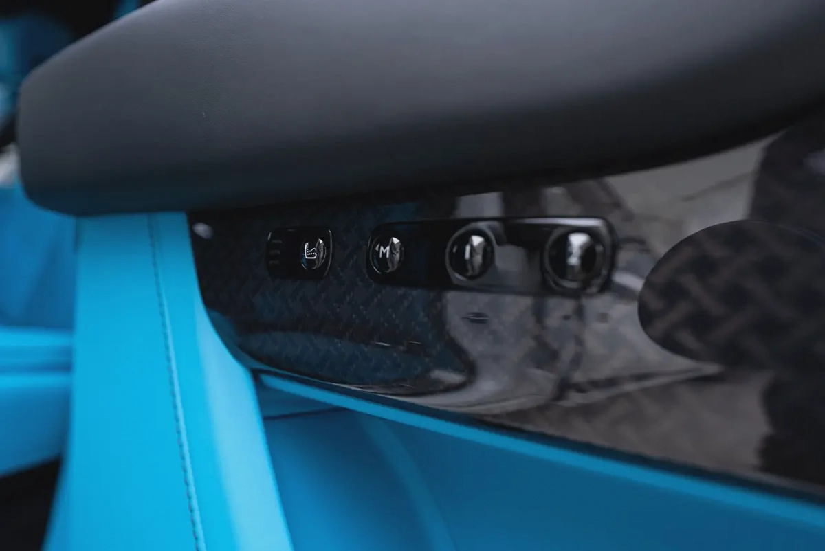 2026 ROLLS ROYCE CULLINAN |BLACK BADGE | GCC | CLOUD DESIGN INTERIOR | FULL OPTION-16-16