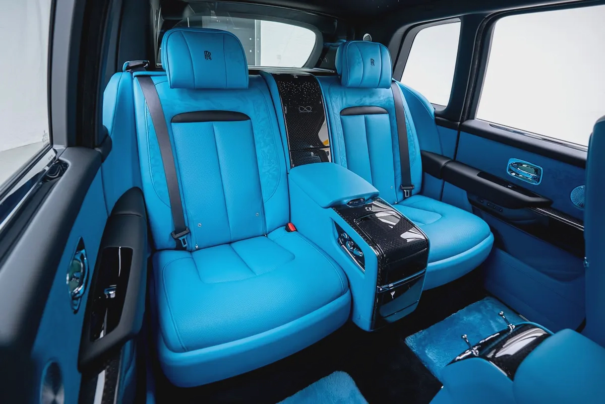 2026 ROLLS ROYCE CULLINAN |BLACK BADGE | GCC | CLOUD DESIGN INTERIOR | FULL OPTION-17-17