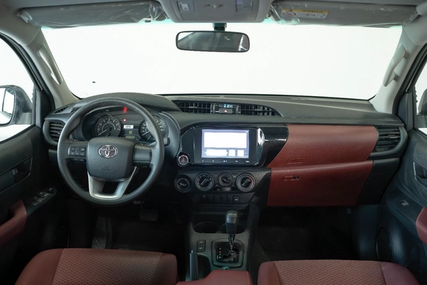 TOYOTA HILUX 2.7 Automatic 4WD 2024 GCC