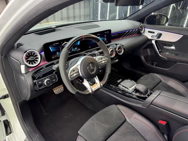 2022 Mercedes-Benz A 35 AMG 4MATIC | GCC Specs | Full Service History
