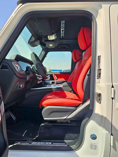 Mercedes Benz G63 AMG STD MERCEDES BENZ G63 AMG BITURBO / 4.0L V8 PETROL/360* CAMERA/SUNROOF WIHT LEATHER SEATS (CODE # G63BT)-9