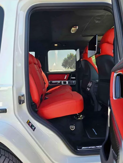 Mercedes Benz G63 AMG STD MERCEDES BENZ G63 AMG BITURBO / 4.0L V8 PETROL/360* CAMERA/SUNROOF WIHT LEATHER SEATS (CODE # G63BT)-12