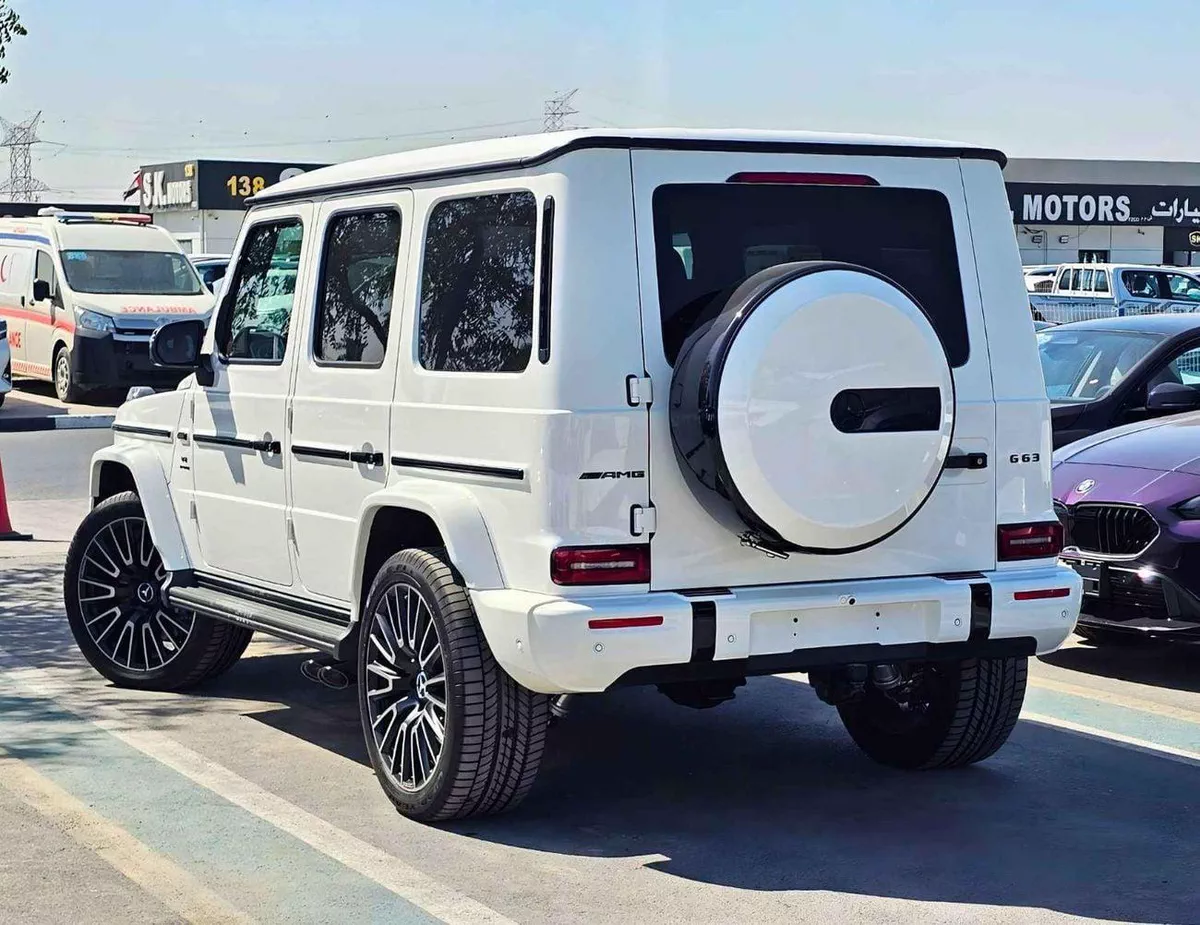 Mercedes Benz G63 AMG STD MERCEDES BENZ G63 AMG BITURBO / 4.0L V8 PETROL/360* CAMERA/SUNROOF WIHT LEATHER SEATS (CODE # G63BT)-5-0