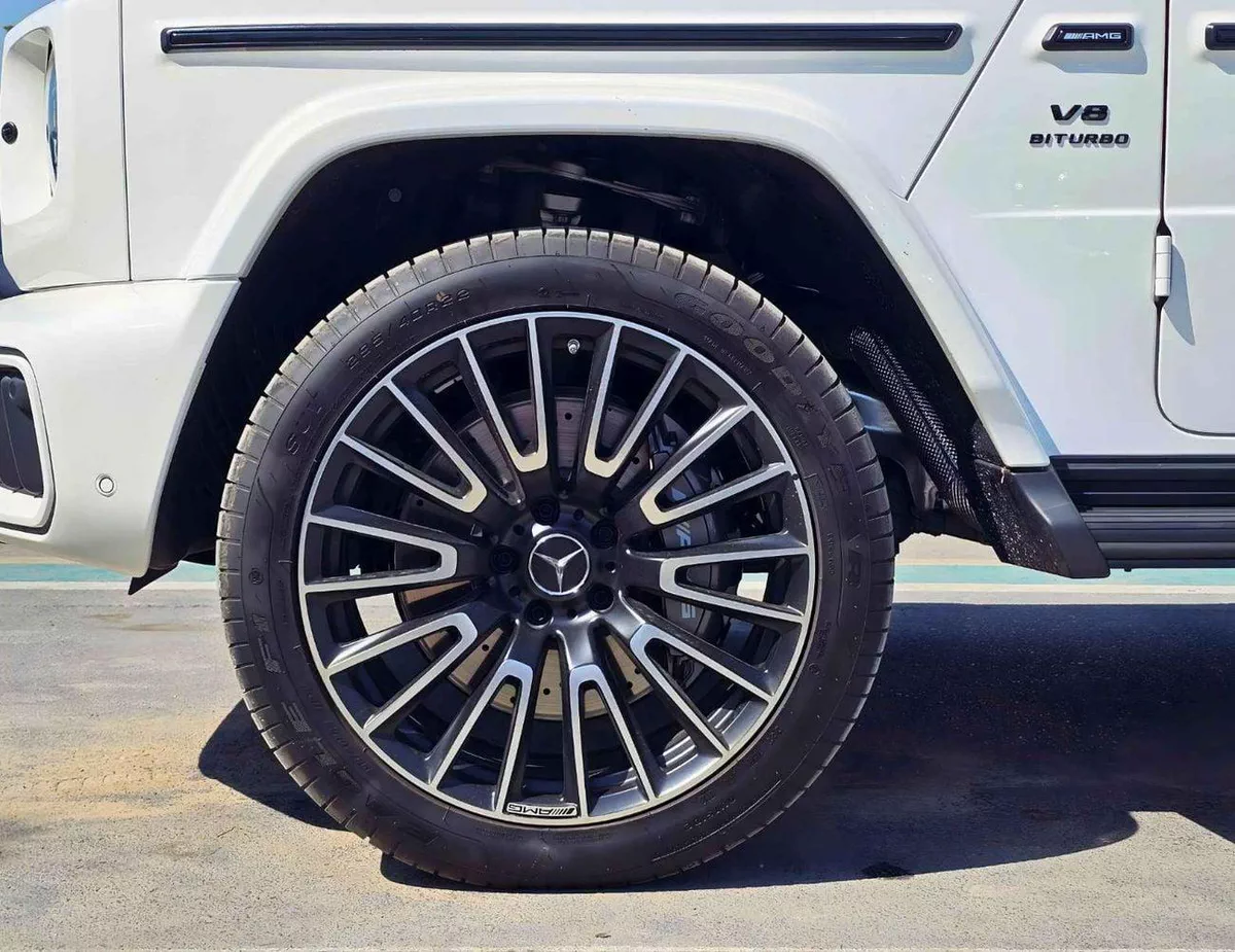 Mercedes Benz G63 AMG STD MERCEDES BENZ G63 AMG BITURBO / 4.0L V8 PETROL/360* CAMERA/SUNROOF WIHT LEATHER SEATS (CODE # G63BT)-8-0